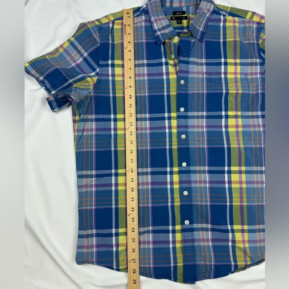 GAP‎ Classic Fit Summer Plaid Button Down - Picture 5 of 5